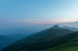 蜈蚣山(探访蜈蚣山国家森林公园，体验清新度假之旅)